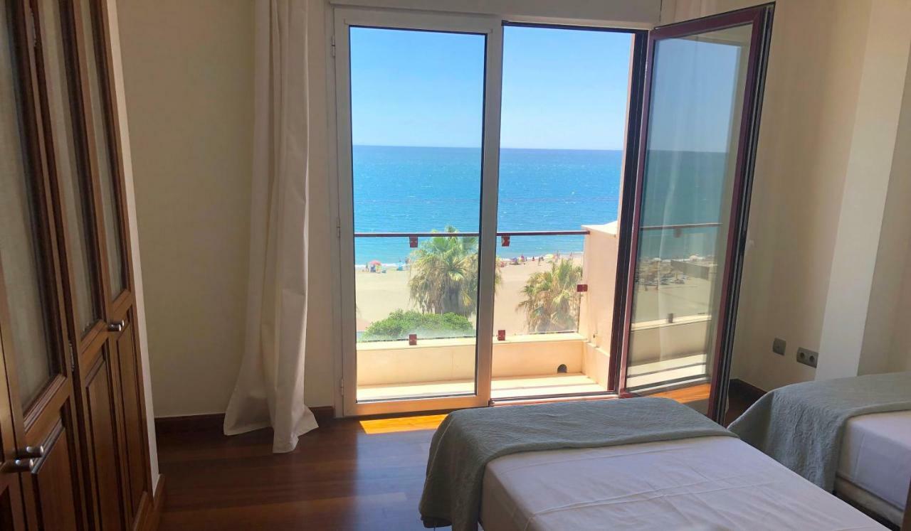 Atico-Duplex Primera Linea De Playa En El Centro De אסטפונה מראה חיצוני תמונה